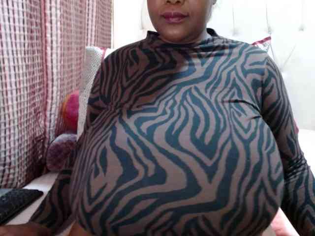 BustyBabeX webcam
