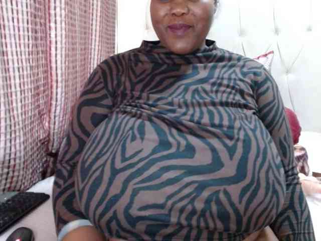 BustyBabeX webcam