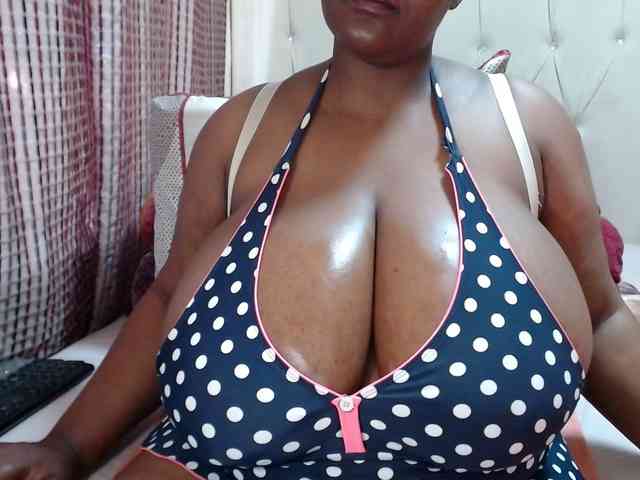 BustyBabeX webcam