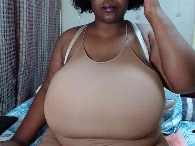 BustyBabeX webcam