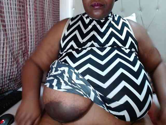 BustyBabeX webcam