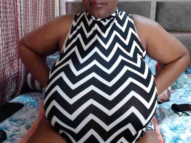 BustyBabeX webcam