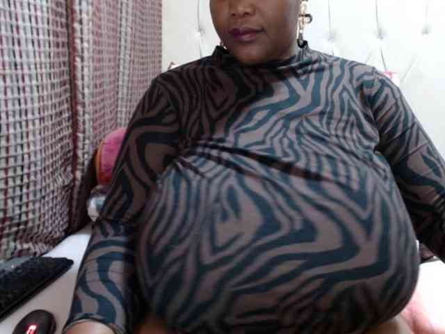 BustyBabeX webcam