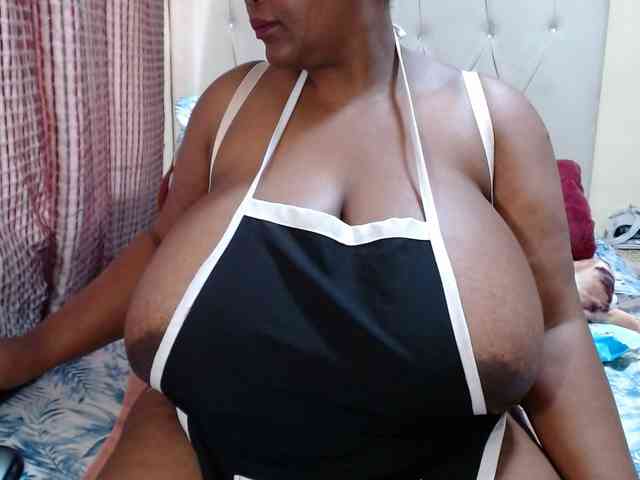 BustyBabeX webcam