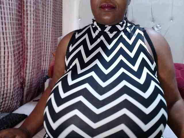 BustyBabeX webcam