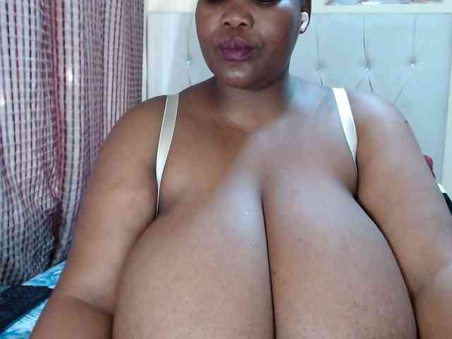 BustyBabeX webcam