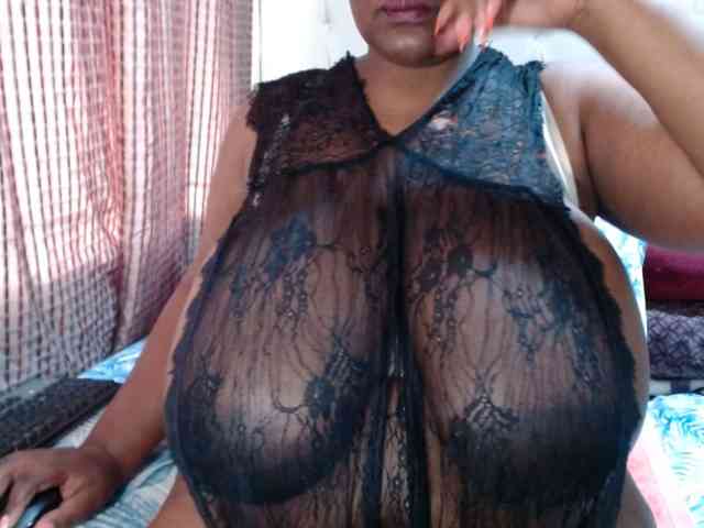 BustyBabeX webcam