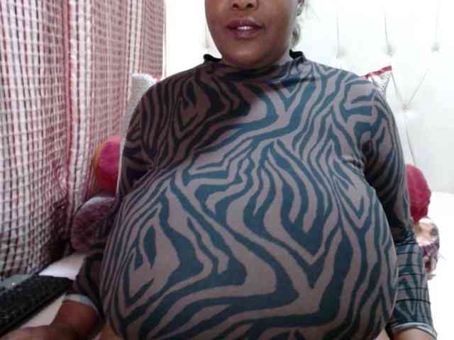 BustyBabeX webcam