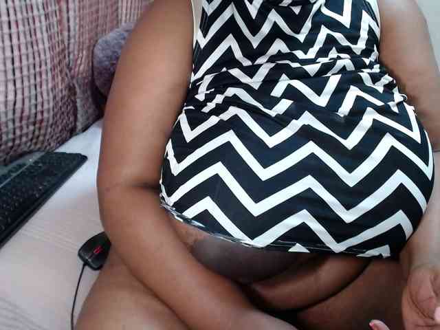 BustyBabeX webcam