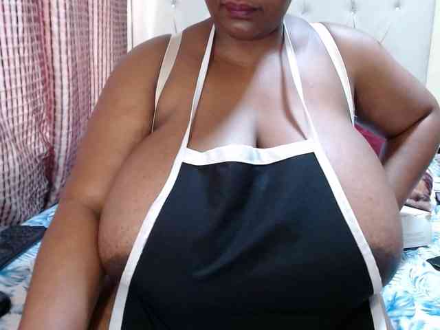 Model: BustyBabeX