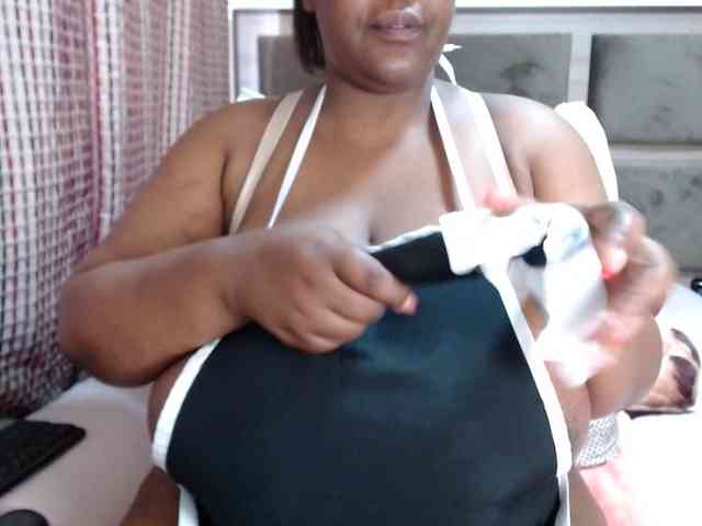 Model: BustyBabeX