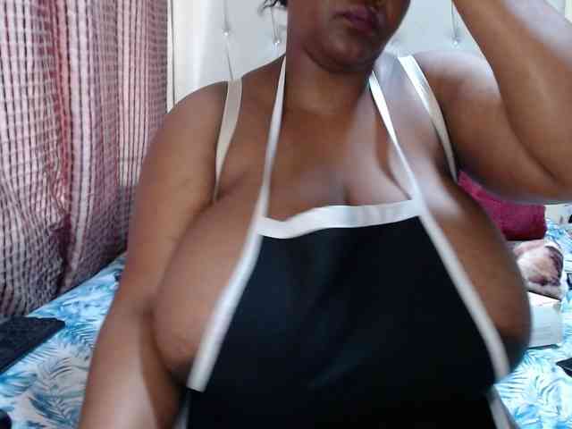 BustyBabeX webcam