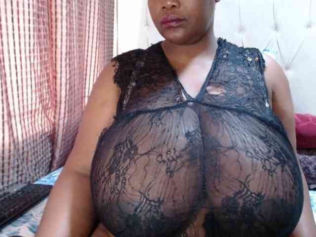 BustyBabeX webcam
