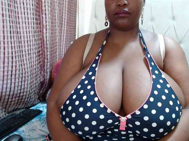 BustyBabeX webcam