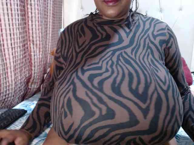 BustyBabeX webcam