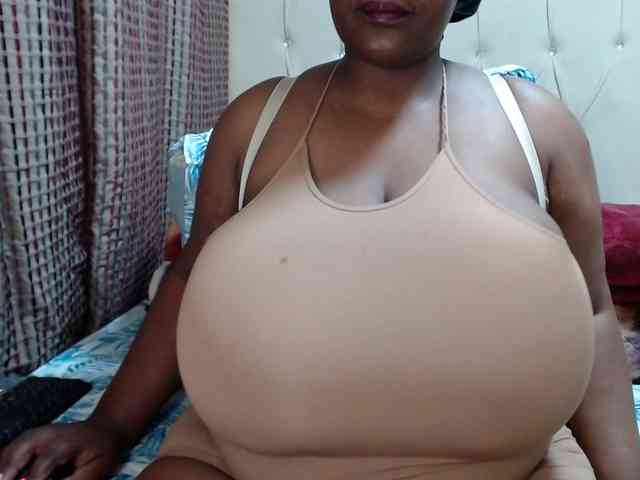 BustyBabeX webcam