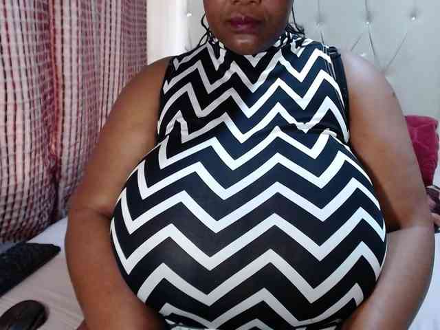 BustyBabeX webcam