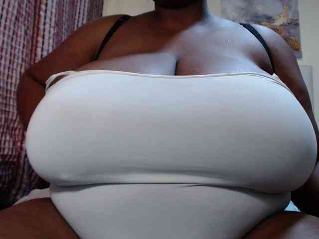 BustyBabeX webcam