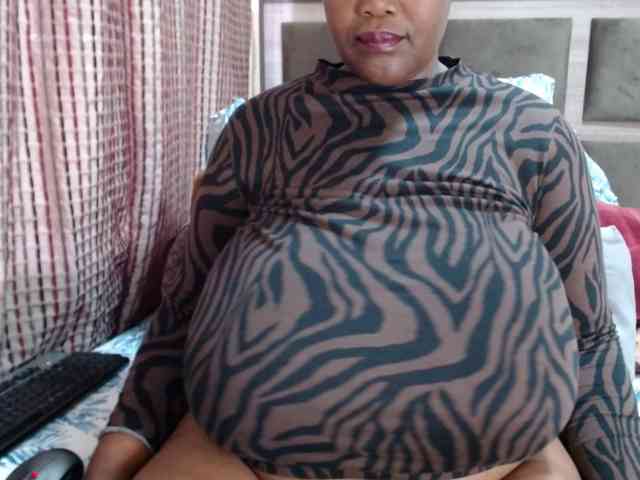 BustyBabeX webcam