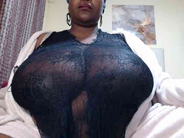 BustyBabeX webcam