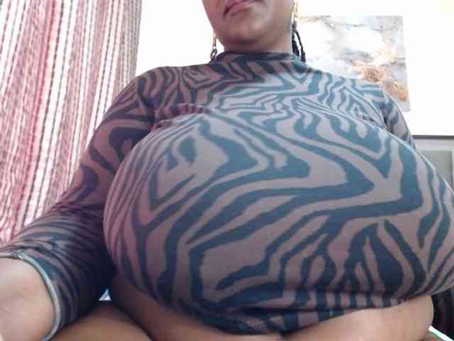 BustyBabeX webcam
