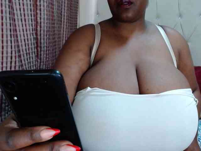 BustyBabeX webcam