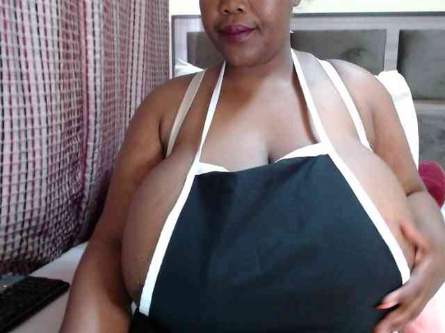 Model: BustyBabeX