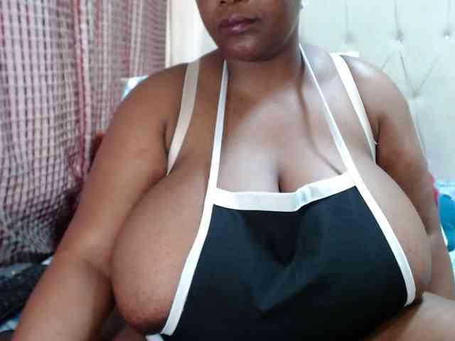 BustyBabeX webcam