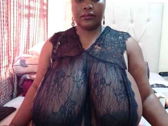 BustyBabeX webcam