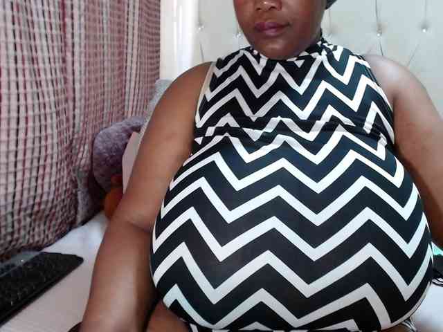 BustyBabeX Live Webcam on BongaCams
