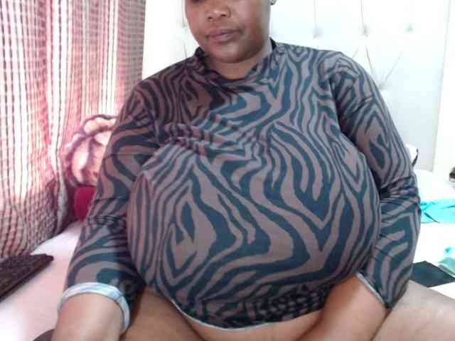 BustyBabeX webcam