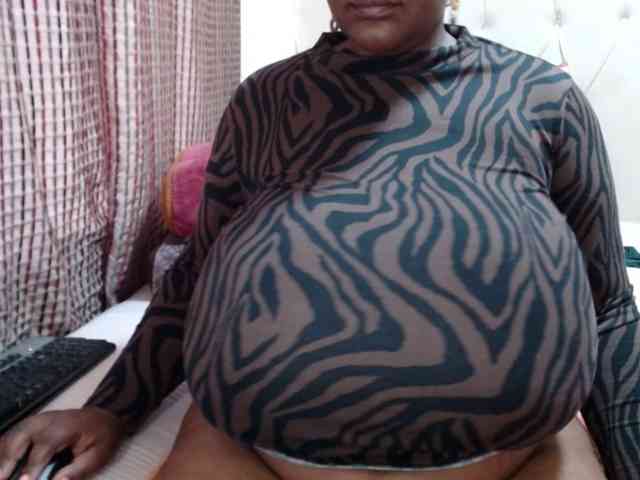 BustyBabeX webcam
