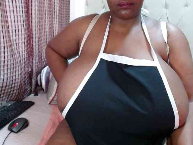 BustyBabeX webcam