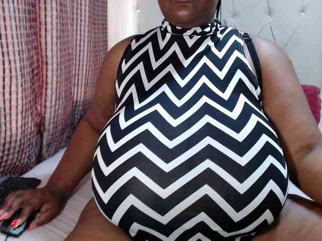BustyBabeX webcam