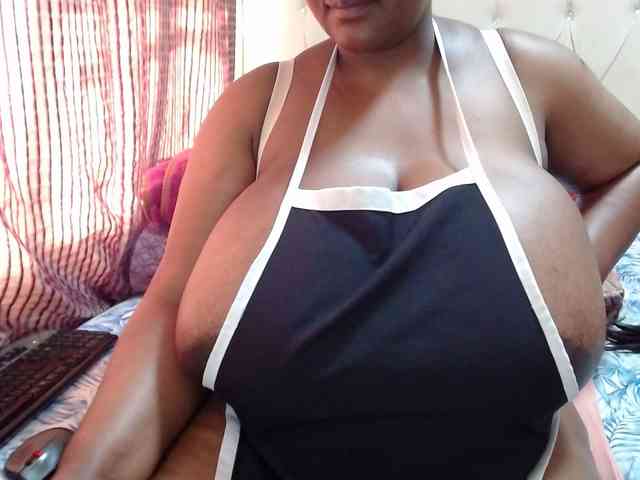 BustyBabeX webcam