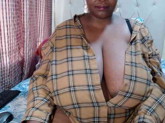 BustyBabeX webcam