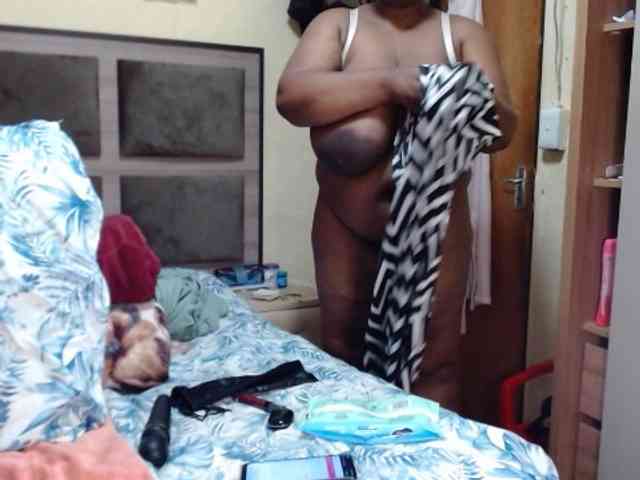 BustyBabeX webcam