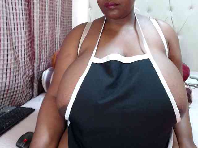 BustyBabeX webcam