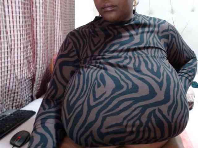 BustyBabeX webcam