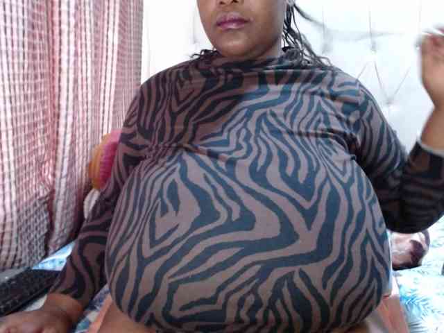 BustyBabeX webcam