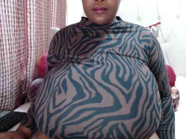 BustyBabeX webcam