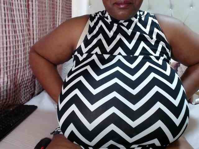BustyBabeX webcam