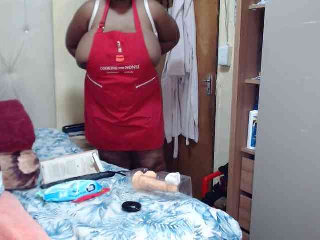 BustyBabeX webcam