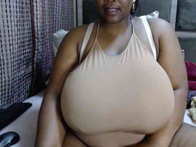BustyBabeX webcam