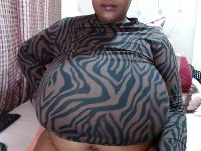 BustyBabeX webcam