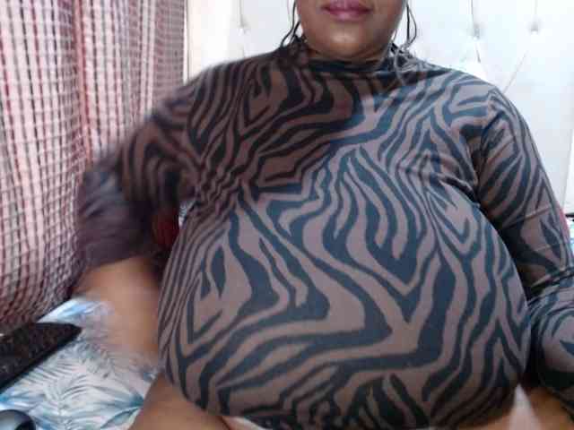 BustyBabeX webcam