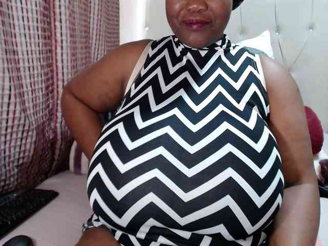 BustyBabeX webcam