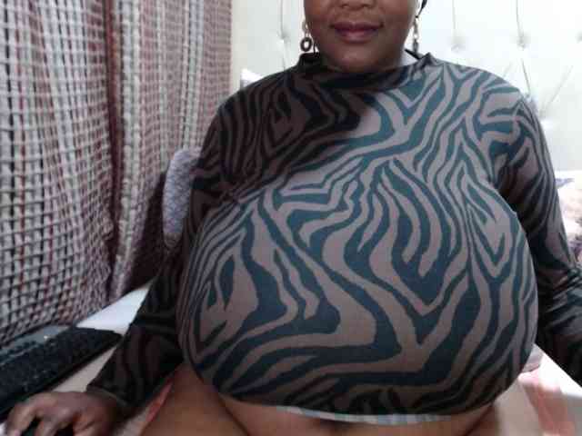 BustyBabeX webcam