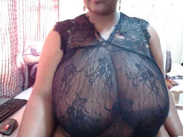 BustyBabeX webcam