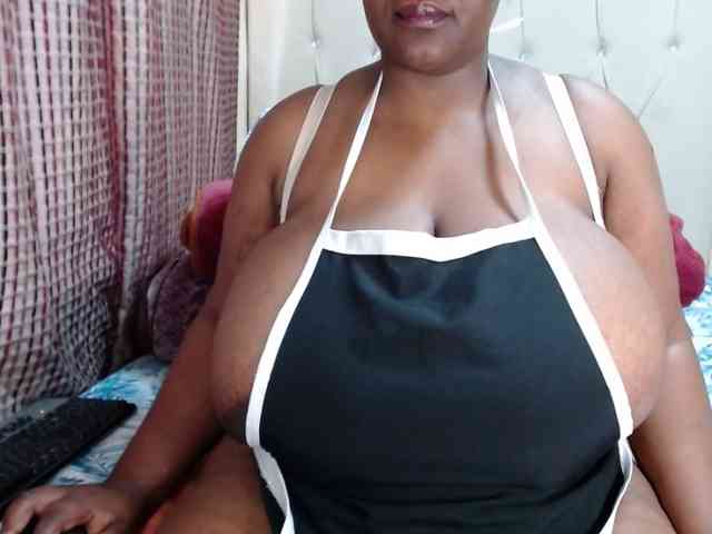BustyBabeX webcam